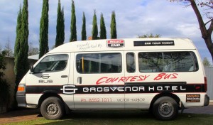 Courtesy Bus (New Logo)
